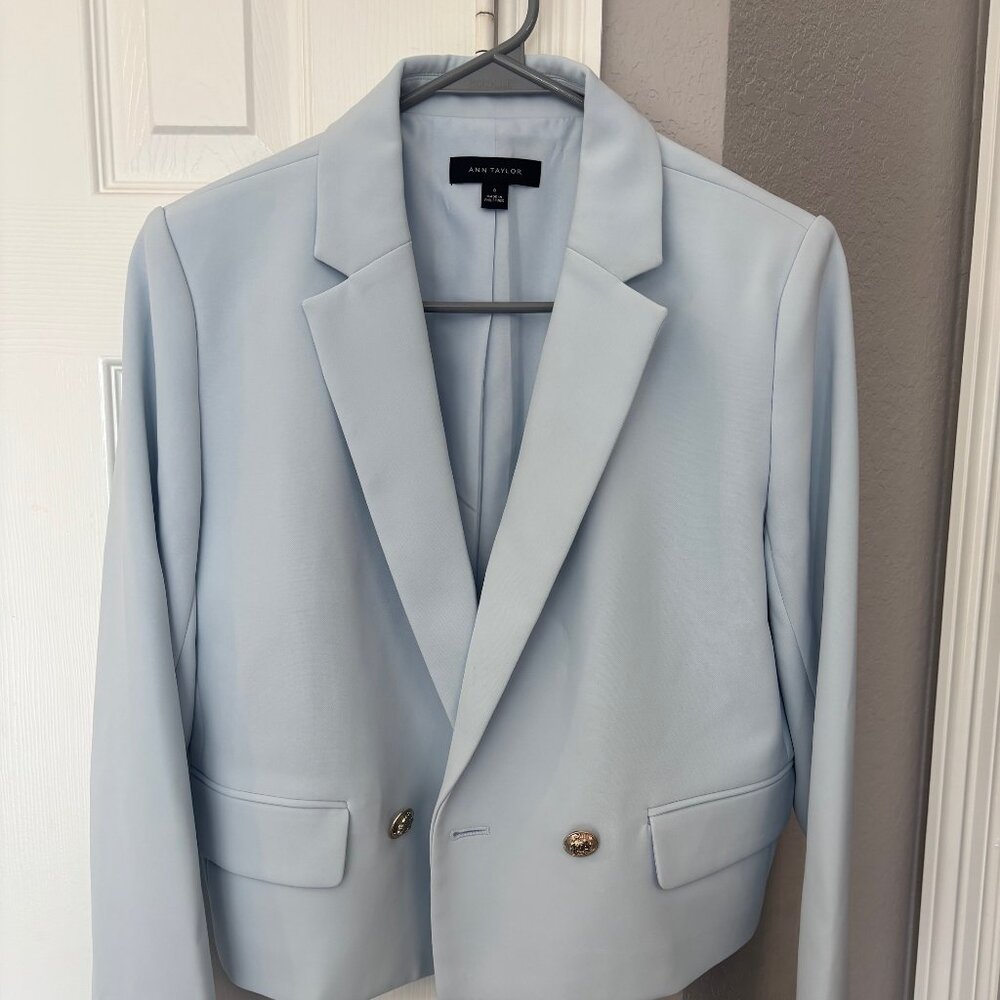 Ann Taylor The Cutaway Blazer